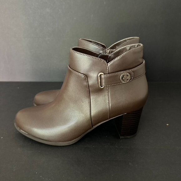 Giani Bernini Artemyss Memory Foam Boots Size 8.5 NEW - Picture 4 of 9